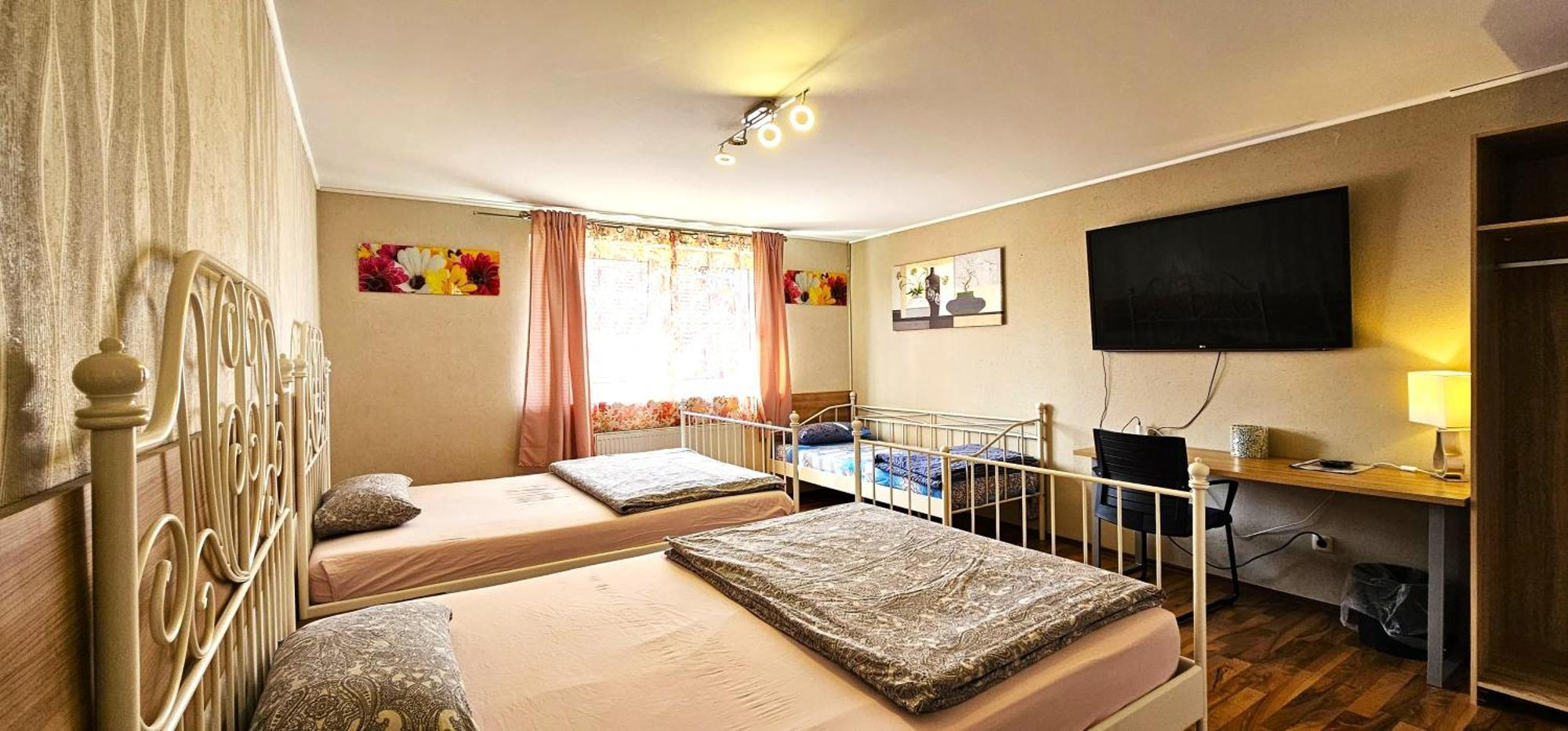 Gruendauer Monteurwohnung/Studentenwohnung Exterior foto